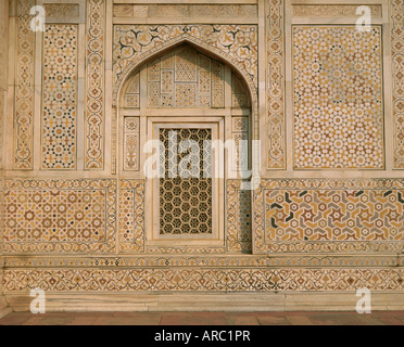 Detail des Grabes von Itmad-Ud Daulah (Itimad-Ud-Daulah), Agra, Uttar Pradesh Zustand, Indien Stockfoto