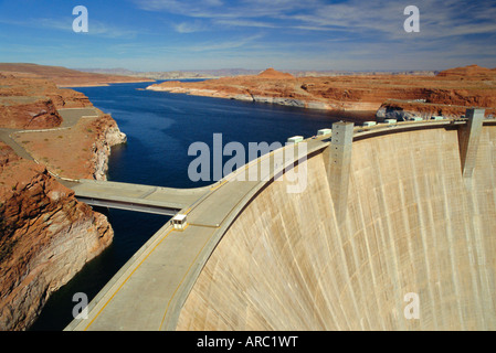 Glen Canyon Dam, Lake Powell, in der Nähe von Page, Arizona, USA Stockfoto