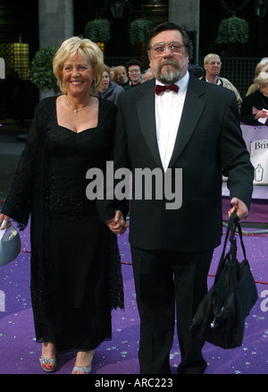 Ricky Tomlinson und seine Frau in den national Book Award Stockfoto