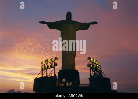 Cristo Redentor (Christus der Erlöser) auf Mt. Corcovado über Rio De Janeiro, Brasilien, Südamerika Stockfoto