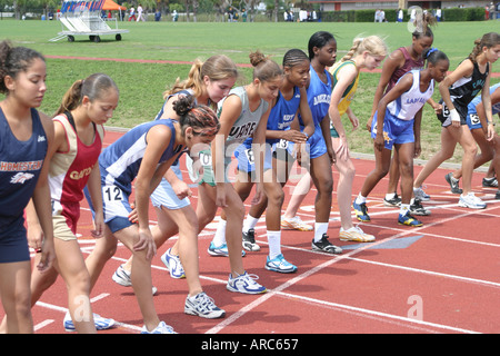 Miami Florida, Tropical Park, Greater Miami Athletic Conference, Meisterschaften, Leichtathletik, Sport, Leistung, Unterhaltung, High School, Campus, Studenten Stockfoto