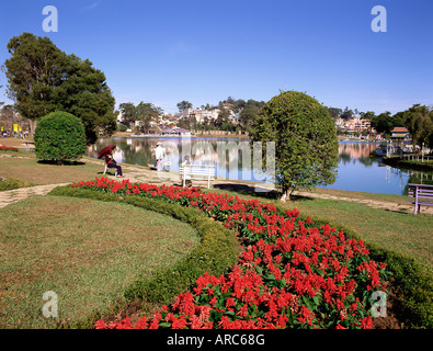 See und Blumengärten, Dalat, Hue, Vietnam, Indochina, Südostasien, Asien Stockfoto