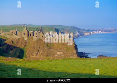 Dunluce Castle, County Antrim, Nordirland, Vereinigtes Königreich, Europa Stockfoto