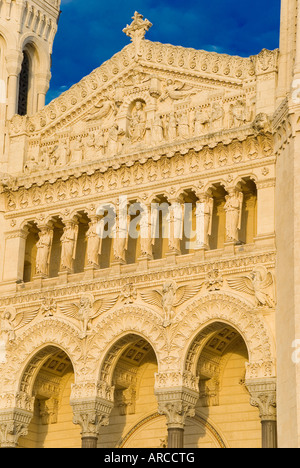 Basilika unserer lieben Frau von Fourvière (Basilique Notre-Dame de Fourvière), Lyon (Lyon), Rhone, Frankreich, Europa Stockfoto