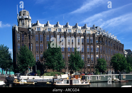 Het Scheepvaarthuis Amsterdam 1913 The Shipping Amsterdam (Architektur-Stil der Amsterdamer Schule) Waalseilandsgracht Niederlande Stockfoto