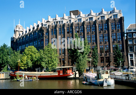 Het Scheepvaarthuis Amsterdam 1913 The Shipping Amsterdam (Architektur-Stil der Amsterdamer Schule) Waalseilandsgracht Niederlande Stockfoto