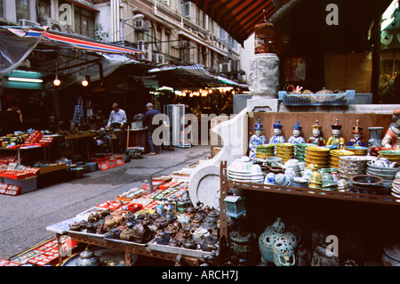 Stände mit Straße, obere Lascar Zeile, Hong Kong Island, Hongkong, China, Asien Stockfoto