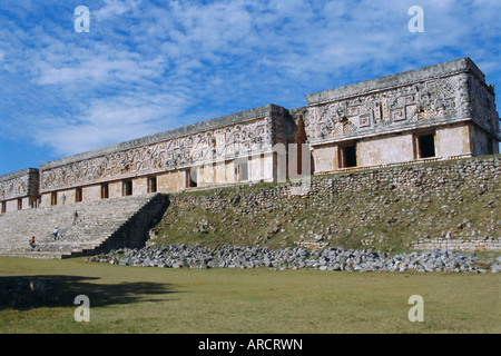 Gouverneurspalast in der Maya-Stätte von Uxmal, Yucatan, Mexiko, Mittelamerika Stockfoto