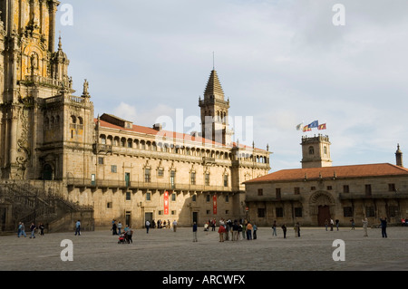 Catedral de Santiago auf der Plaza Obradoiro, UNESCO-Weltkulturerbe, Santiago De Compostela, Galicien, Spanien, Europa Stockfoto