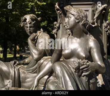 Mythologische Bronze-Statuen als Bestandteil der Bierbrauer-Brunnen auf Boston Common in Boston, Massachusetts, USA Stockfoto