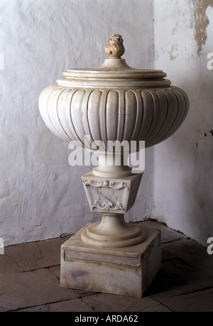 Süderende (Insel Föhr), St. Laurentii Marmortaufe Im Vorraum Stockfoto