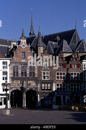 Nijmegen, Großer Markt, Kerkboog Und Stevenskerk Stockfoto