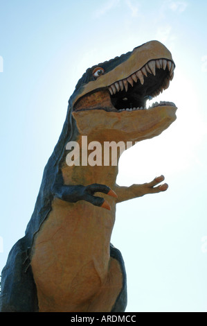 Die Welt s größte Dinosuar Replica steht Mugabes in Drumheller, Alberta Kanada Stockfoto