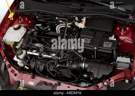 2007 Ford Focus SES in rot - Motor Stockfoto