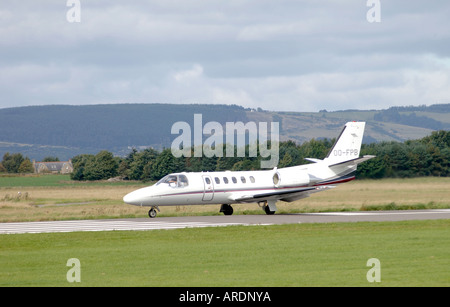 Cessna Citation Bravo Registrierung 00-FBP Inverness Dalcross Flughafen. Schottland.  XAV 3660-354 Stockfoto