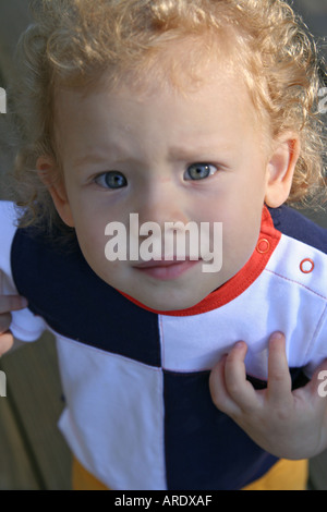 Porträt von drei Jahre altes Mädchen Nahaufnahme Stockfoto