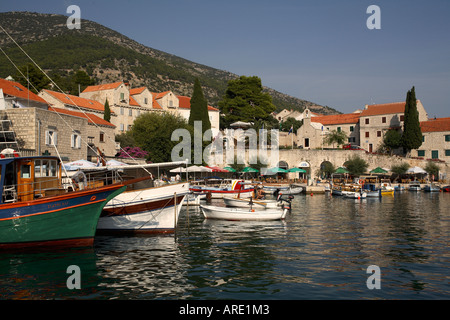 Kroatien. Brac. Hafen von Bol Stockfoto