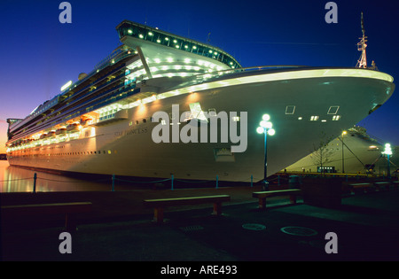 Star Princess Cruise Schiff angedockt an Victoria Stockfoto