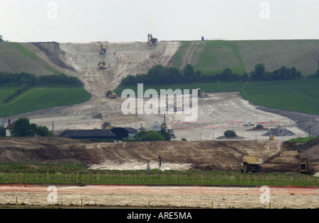 Gebäude der Baldock umgehen Hertfordshire Beitritt der A1 M mit A505 UK Stockfoto