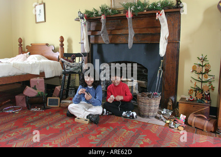 Newport News Virginia, Endview Plantation, Schlafzimmer Weihnachten Produkt Produkte Display Verkauf, Markt, Währung, Geld, Werbung, Ausgaben, spezielle, Strümpfe, yo Stockfoto