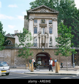 Außenansicht des St. Bartholomews Hospital West Smithfield in London, England, Großbritannien, KATHY DEWITT Stockfoto