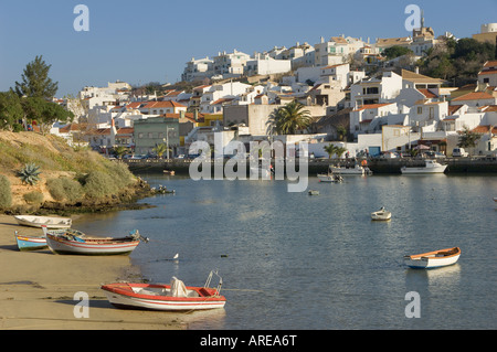 Portugal Algarve Ferragudo Fischerdorf in der Nähe von Portimao, Stockfoto