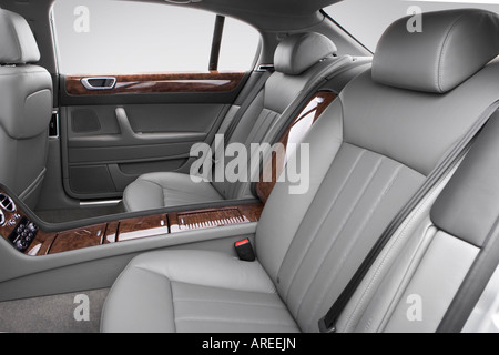 2006 Bentley Continental Flying Spur in grau - hintere Sitze Stockfoto