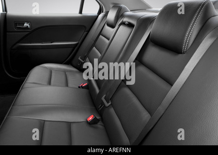 2006 Ford Fusion SEL V6 in schwarz - hintere Sitze Stockfoto