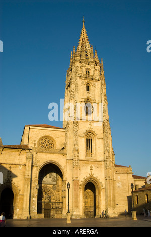 San Salvador Kathedrale am Plaza de Alfonso el Casto, Oviedo, Asturien, Spanien Stockfoto