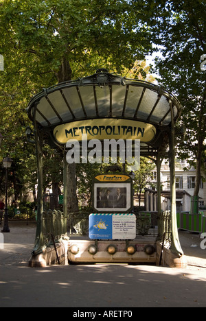 Art Nouveau Abbesses u-Bahnstation in Montmartre Paris Frankreich Stockfoto