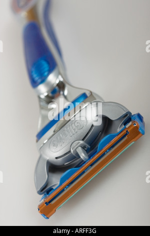 Gillette Rasierer Fusion Rasierklinge Rasierklinge hohe Taste für Männer Nahaufnahme Bilder Fotos Fotos sehr hohe Auflösung vertikal in den USA USA hohe Auflösung Stockfoto
