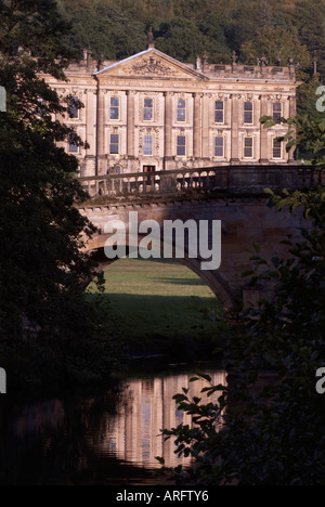 Chatsworth House und Brücke in Derbyshire "Great Britain" Stockfoto