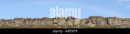 Panorama und Regenbogen über "Stanage Edge" in Derbyshire "Great Britain" Stockfoto