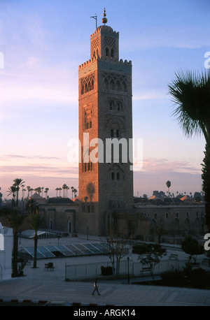 Minarett Koutoubia Moschee Marrakesch Marrakesch südwestlichen Marokko Maghreb maghrebinischen Berber arabische arabische Nordafrika Stockfoto