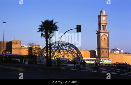 Clock Tower Avenue des weit Dar-el-Baida größere Casablanca Region Western Marokko Maghreb maghrebinischen Berber in Nordafrika Stockfoto