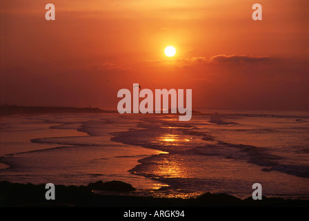 Dar el Baida Ain Diab Strand Corniche Atlantik größere Casablanca Region Westen Marokkos Maghreb maghrebinischen Nordafrika Stockfoto