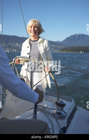 Frau-Segeln Stockfoto