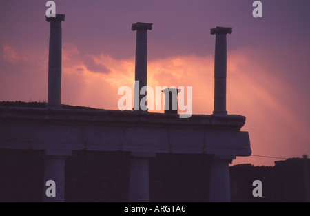 Charakteristische Ansicht von Herculaneum Ruinen Pompei Scavi Naples Napoli Campania Süditalien italienischen Halbinsel Italia Europa Stockfoto