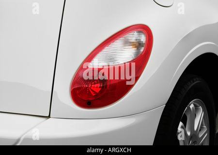 2007 Chrysler PT Cruiser Cabrio Frühling Special in weiß - Rücklicht Stockfoto