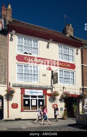 George und Dragon Pub Yarn High Street Yorkshire Marktstadt jetzt Teil von Stockton on Tees Cleveland Stockfoto