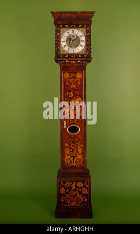 Intarsien Longcace Clock von William Westbrook ca. 1700 Stockfoto