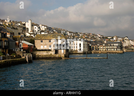 Falmouth, Cornwall, UK. Die Stadt von Prince Of Wales Pier Stockfoto