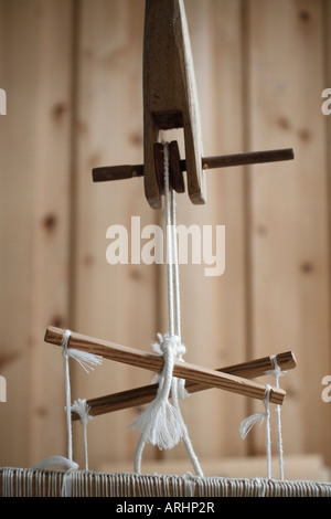 Bestandteil einer traditionellen Webstuhl verwendete diesen Webstühlen noch heute auf den Azoren sind Inseln, Kunsthandwerk zu produzieren Stockfoto