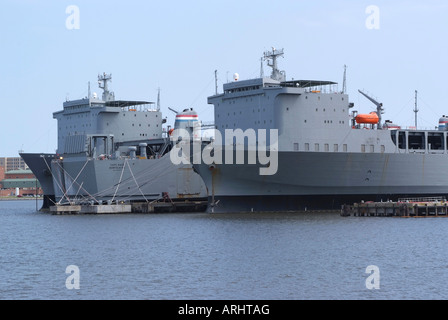 Bereit Reserve Force Schiffe der United States Navy Kap Ray Kap Aufstieg und Cape Race angedockt an der Norfolk Naval Base Virginia USA Stockfoto