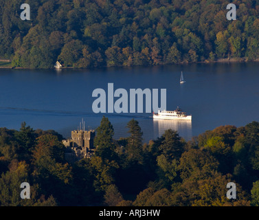 Dampfgarer, Wray Castle, Lake Windermere, Lake District National Park, Cumbria, England Großbritannien Stockfoto