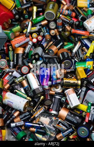 Einweg-Batterien verwendet, für das recycling zu einem Recyclingzentrum, UK Stockfoto