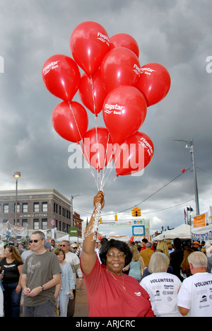 Arts Beats isst Oakland County Stadt Pontiac Michigan MI Sommerfest der Kunst Musik Essen und Gemeinschaft Stockfoto