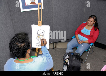 Arts Beats isst Oakland County Stadt Pontiac Michigan MI Sommerfest der Kunst Musik Essen und Gemeinschaft Stockfoto