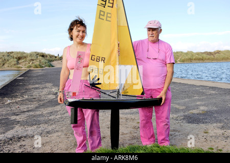 Wettbewerber in Marblehead-Klasse-Modell yacht-Meisterschaften Stockfoto