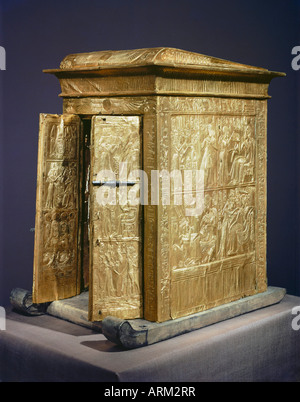 Die vergoldeten Schrein enthielt ursprünglich die Statuetten des Königspaares im Grab des Pharaos Tutanchamun Stockfoto